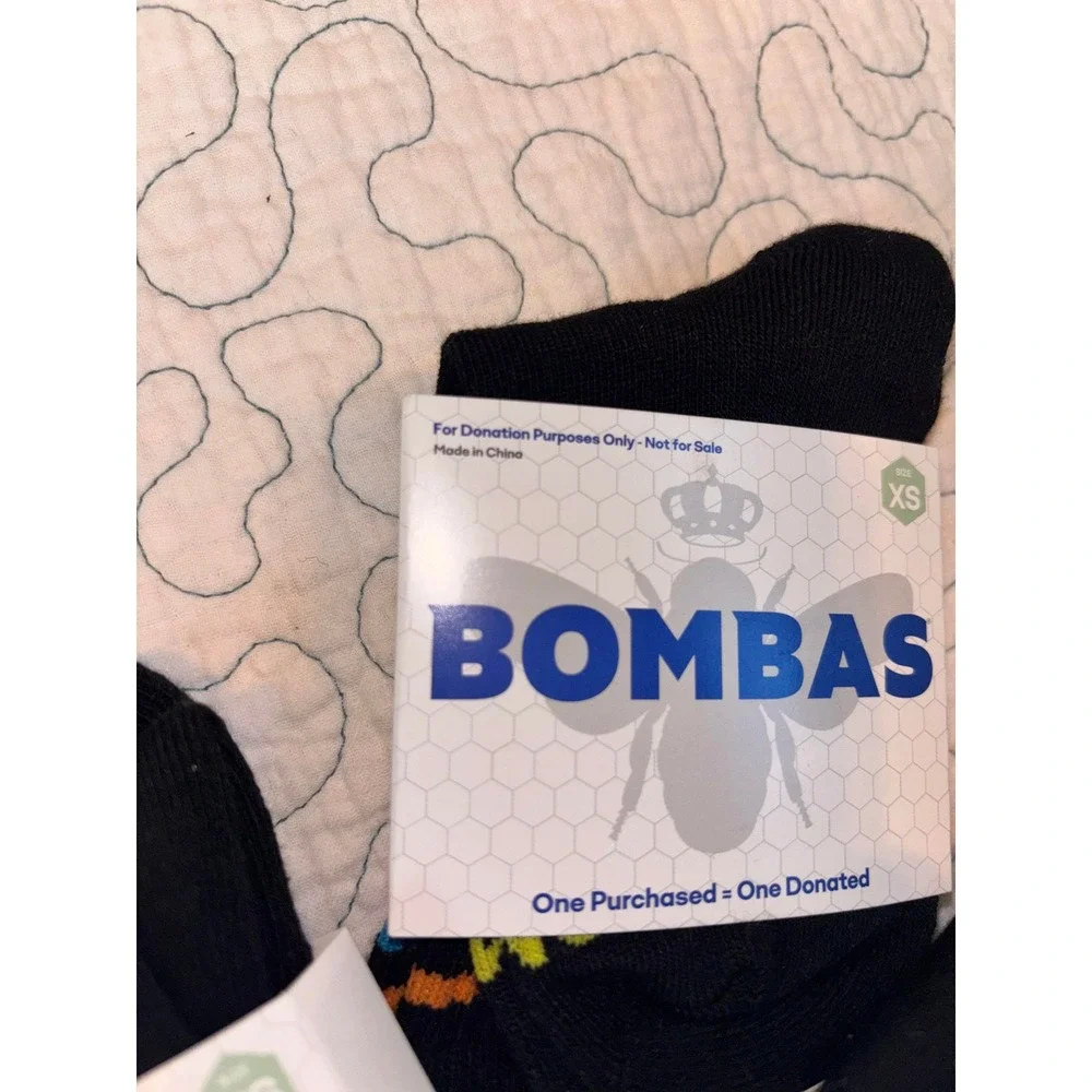 Bombas Black Ankle Socks 3-Pack XS Honeycomb Arch Support Bee Logo Striped